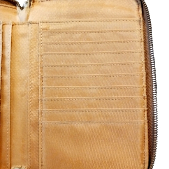 Spartina Large St. Simon’s Print Bi-fold Wallet - Picture 8 of 13